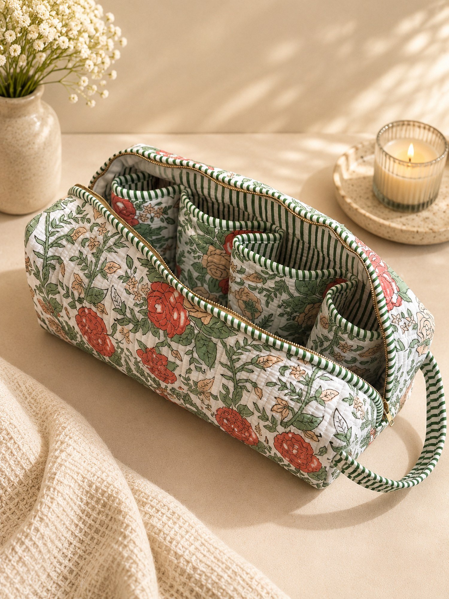 Vintage Rose Garden dyson bag